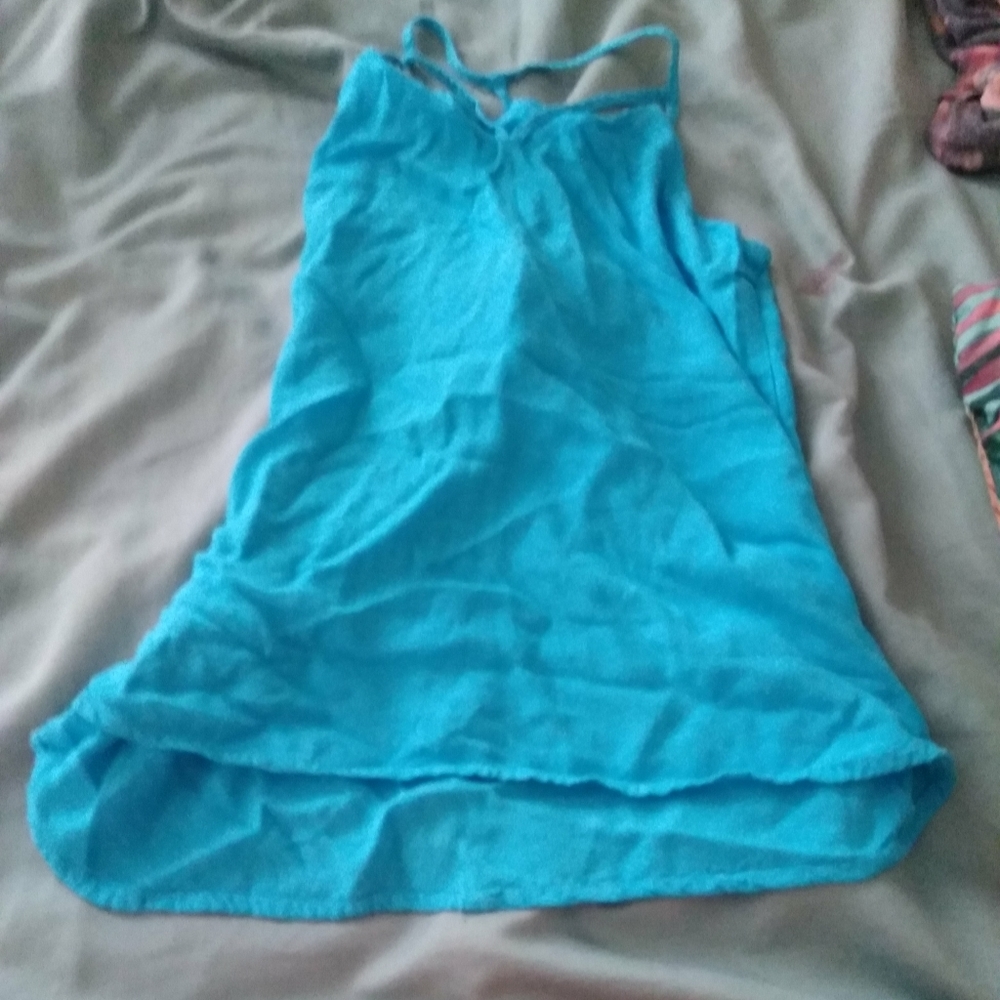 Clothes - Picture 2 of 16